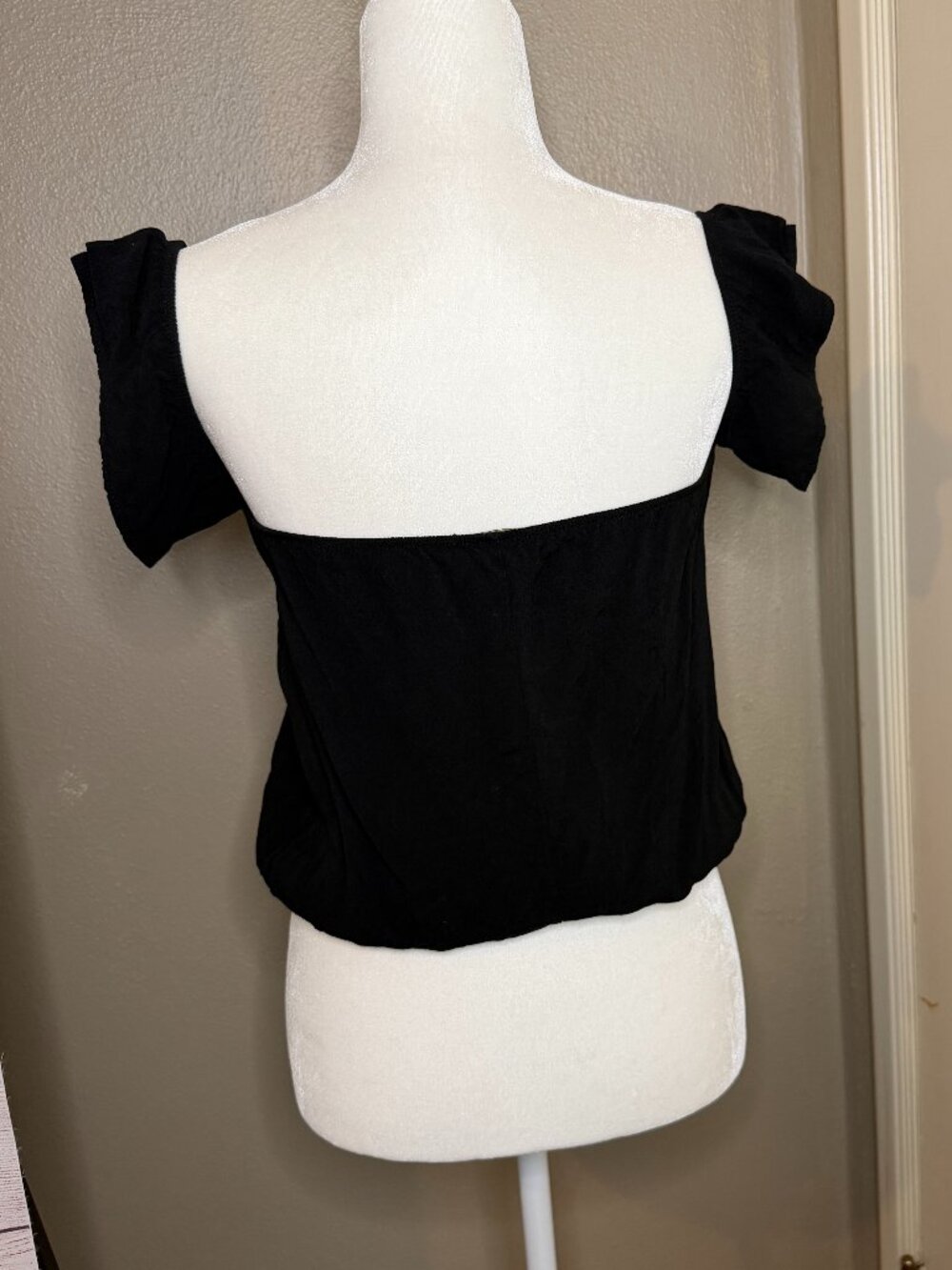 Brandy Melville black crepe top with off the shoulder ruffle cap sleeves OS - Picture 2 of 12